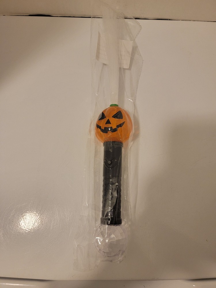Light Up Pumpkin Wand NEW