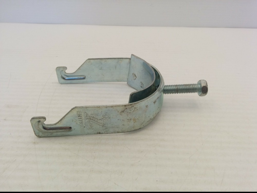 THOMAS & BETTS CPC200 COBRA CLAMP, EMT/RIGID 2"