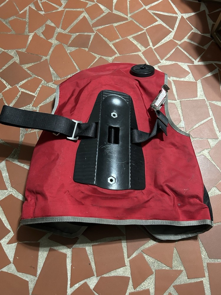 Scubapro BCD With Tank Strap