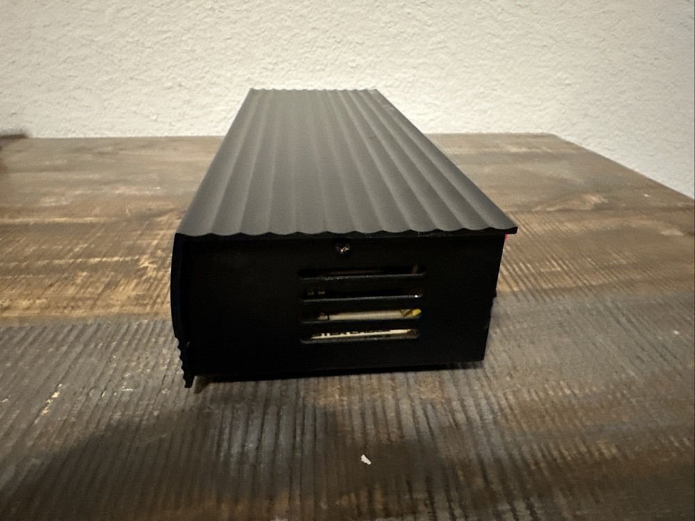 Monster Cable 6 Way Speaker Selector With Amplifier Protection