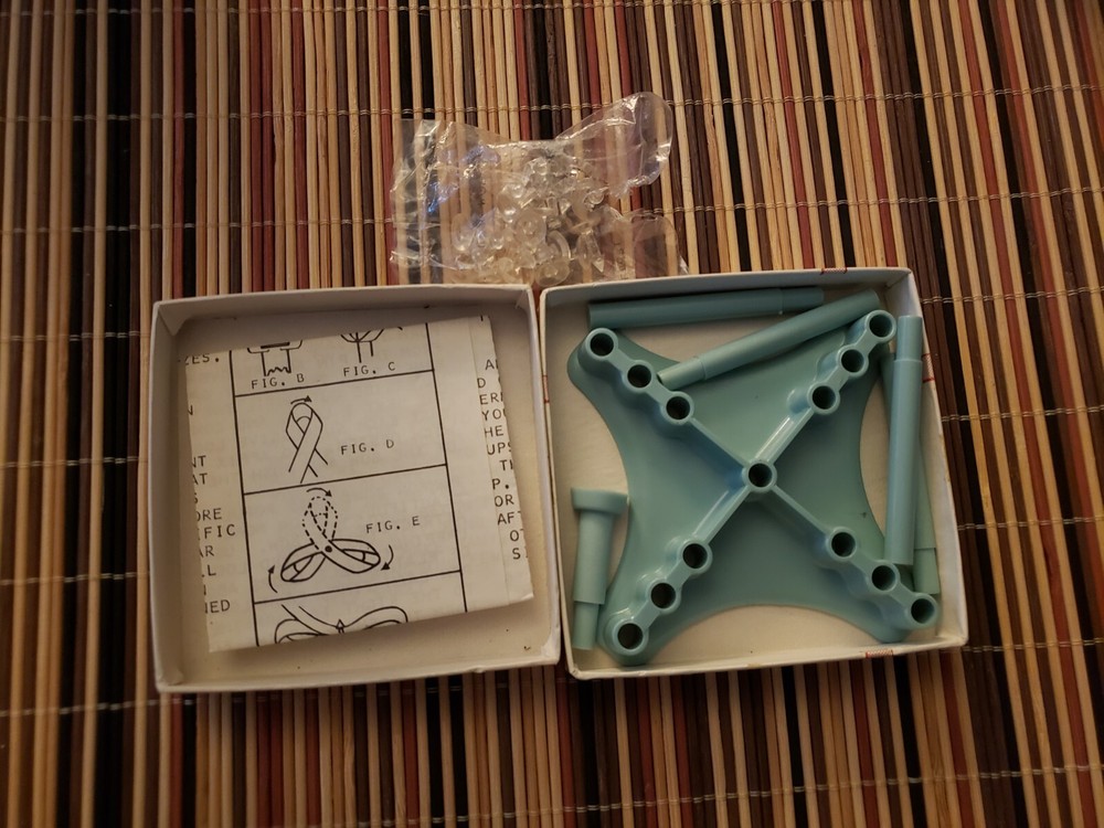 VINTAGE CONCORD'S E-Z BOWMAKER KIT with INSTRUCTIONS