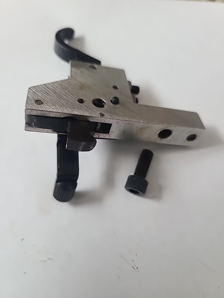 Knight MK-85 Muzzleloader .50 Cal Rifle Trigger Assembly With Screw Black Powder