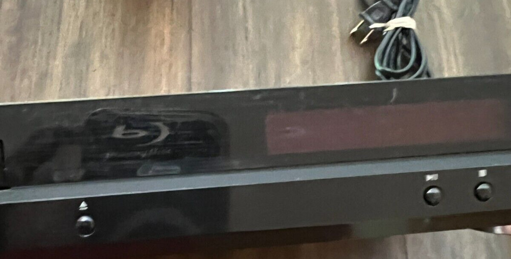 Insignia HDMI DVD Blu-Ray Player NS-BRDVD3