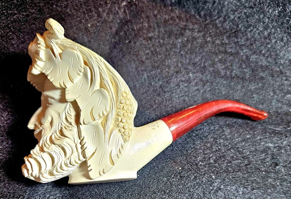 Meerschaum pipe