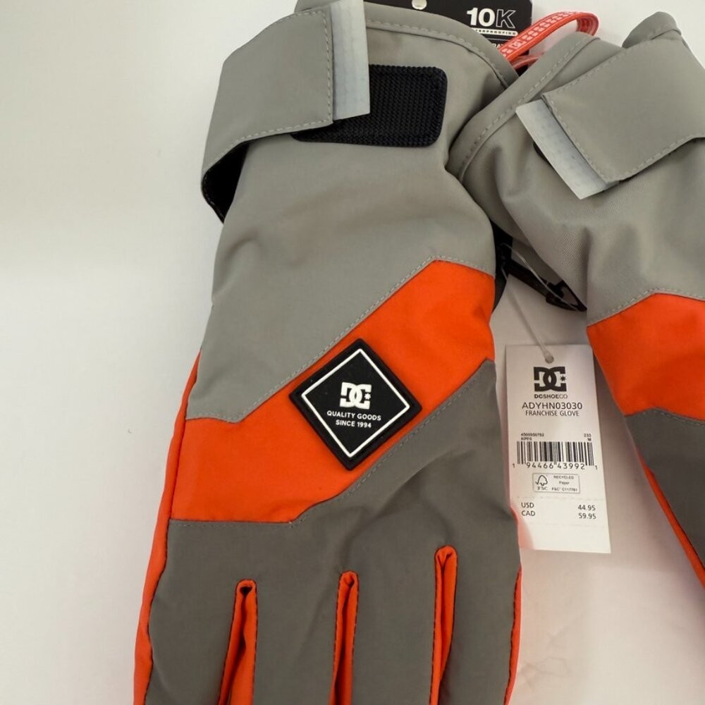 NWT DC Gray & Orange Franchise Glove Size Medium