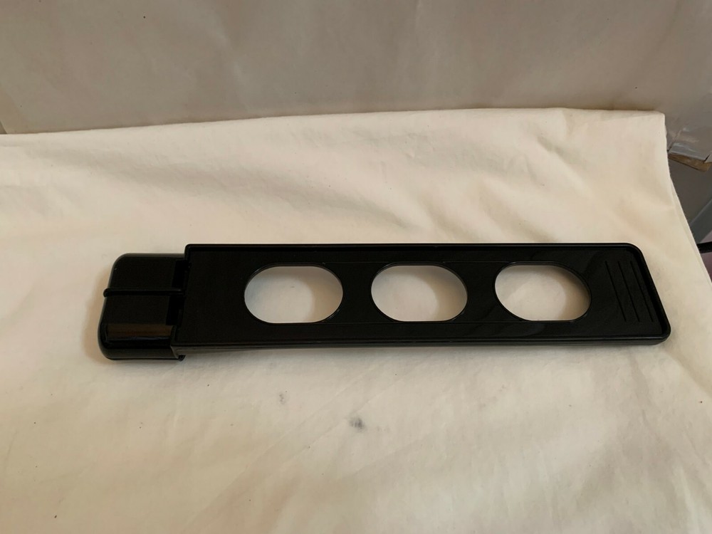 Cuisinart DGB-DGB 475 Coffee Maker - Water Filter Holder