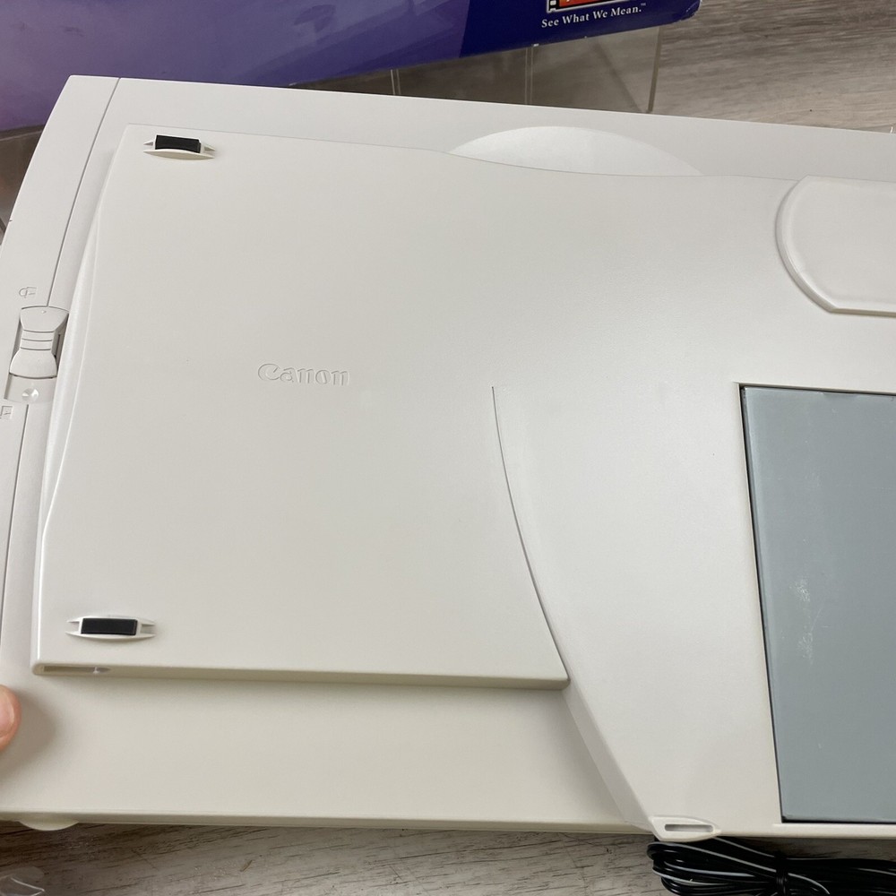 Canon CanoScan FB 620U Flatbed Scanner Open Box