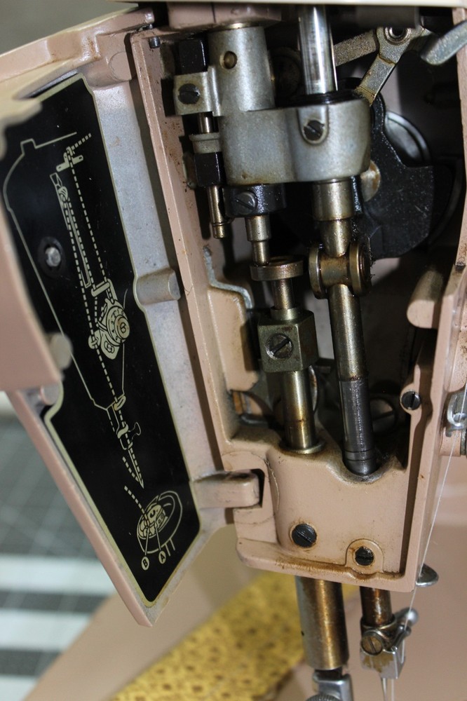 Singer Sewing Machine 401 Slant O Matic with Attachments