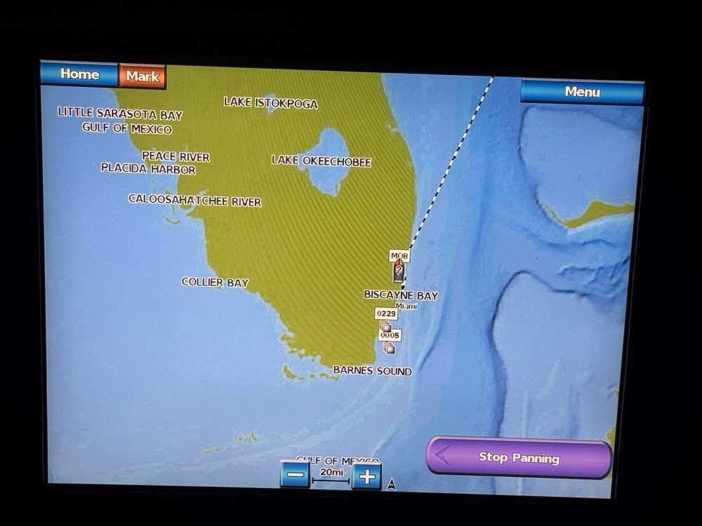 Garmin 7215 GPSMAP Touchscreen MFD Display With Suncover