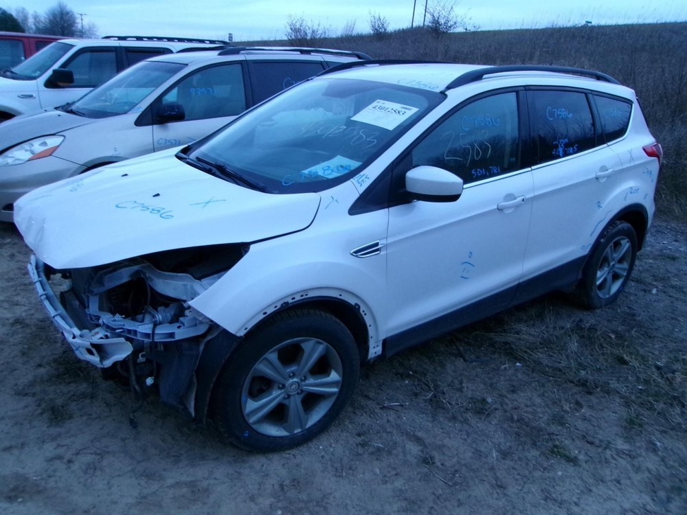 Used Transfer Case Assembly fits: 2016 Ford Escape Grade B