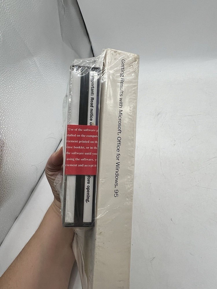 Microsoft Windows 95 Getting Results With Microsoft Office For Windows 95 Sealed