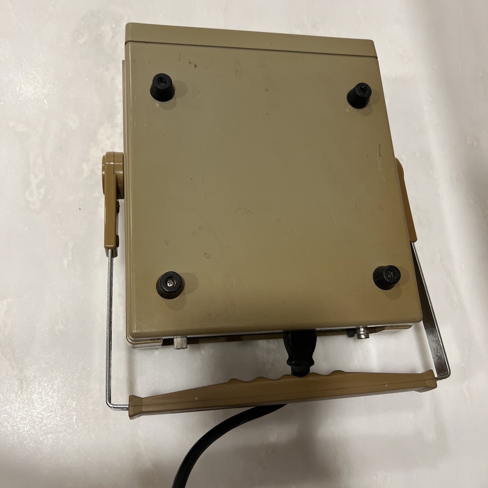 Protek Frequency Counter B-808 Multifunction electronic test equipment Powers On