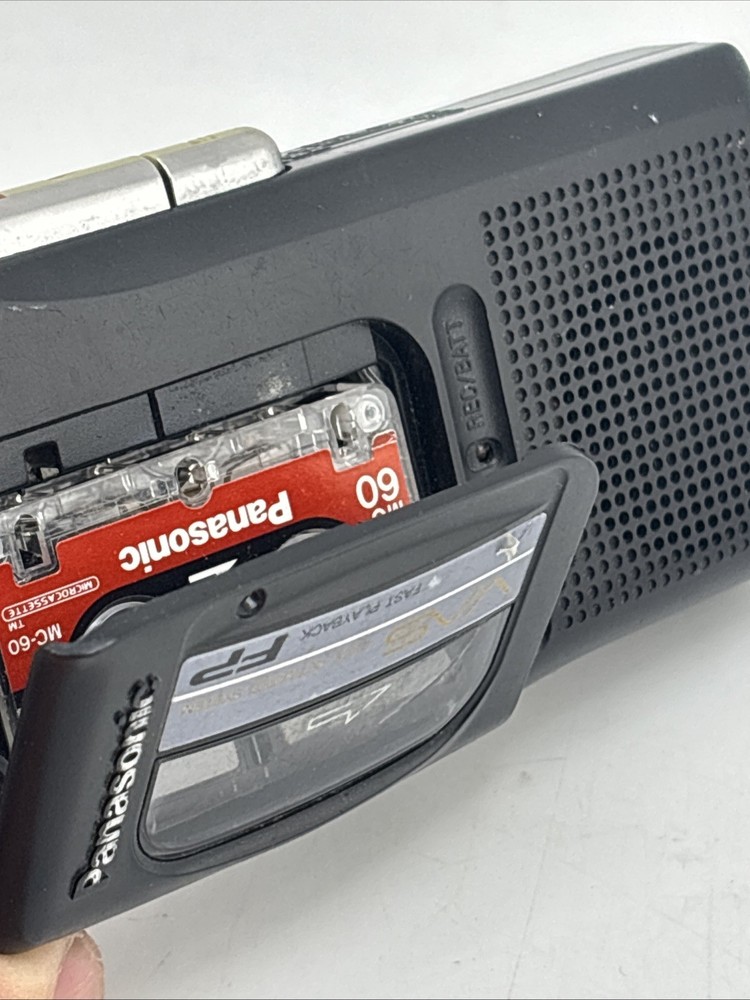 Panasonic RN-402 Micro Cassette Voice Recorder Tested,WORKING SOUND IS DISTORTED