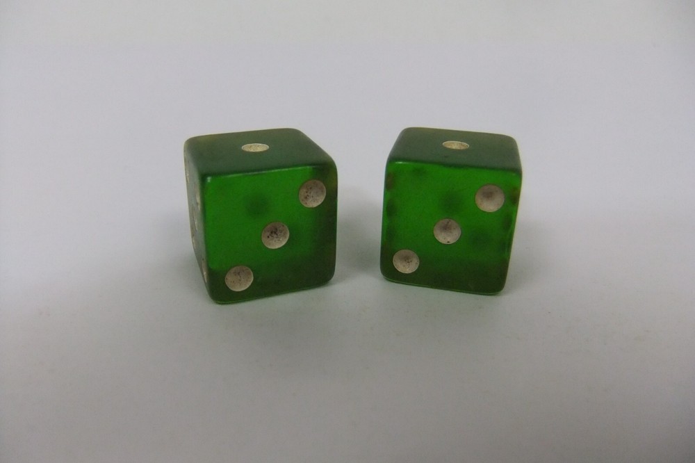 Green Translucent Bakelite Cheater Dice 9/16”