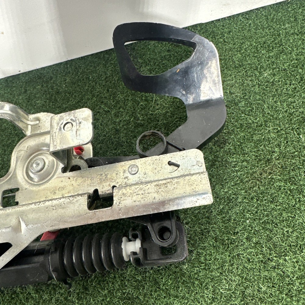 2013-2018 RAM 1500 2500 3500 TAILGATE HANDLE LOCK ACTUATOR OEM