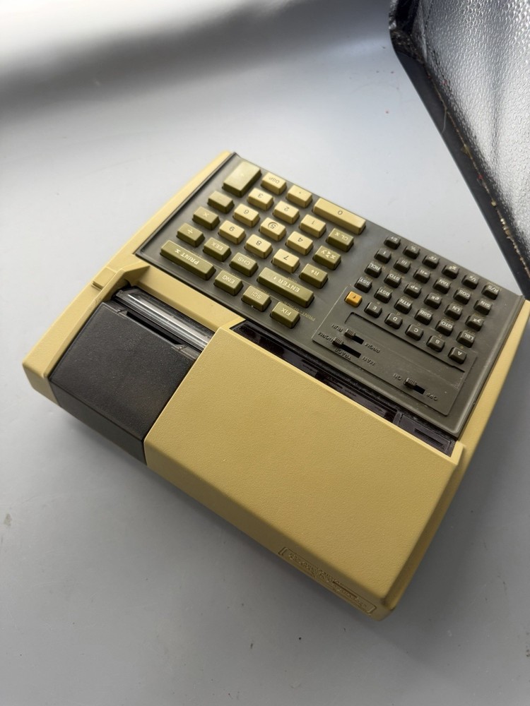 NICE VINTAGE HEWLETT PACKARD 97 CALCULATOR UNTESTED UNIT ONLY