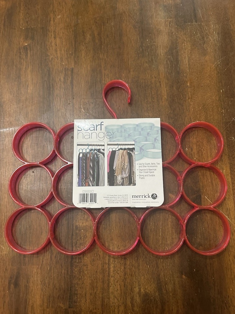 Pink Scarf hanger NWT
