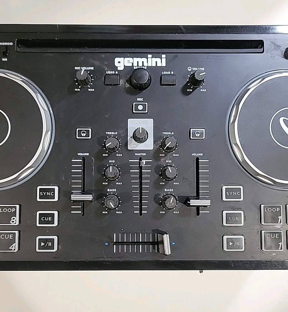 Gemini MIX2GO PRO Portable DJ Mixer