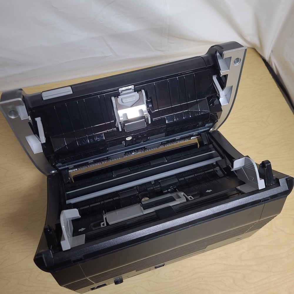 Epson GT-S80 Document Scanner **FATAL ERROR** AS IS NOT WORKING