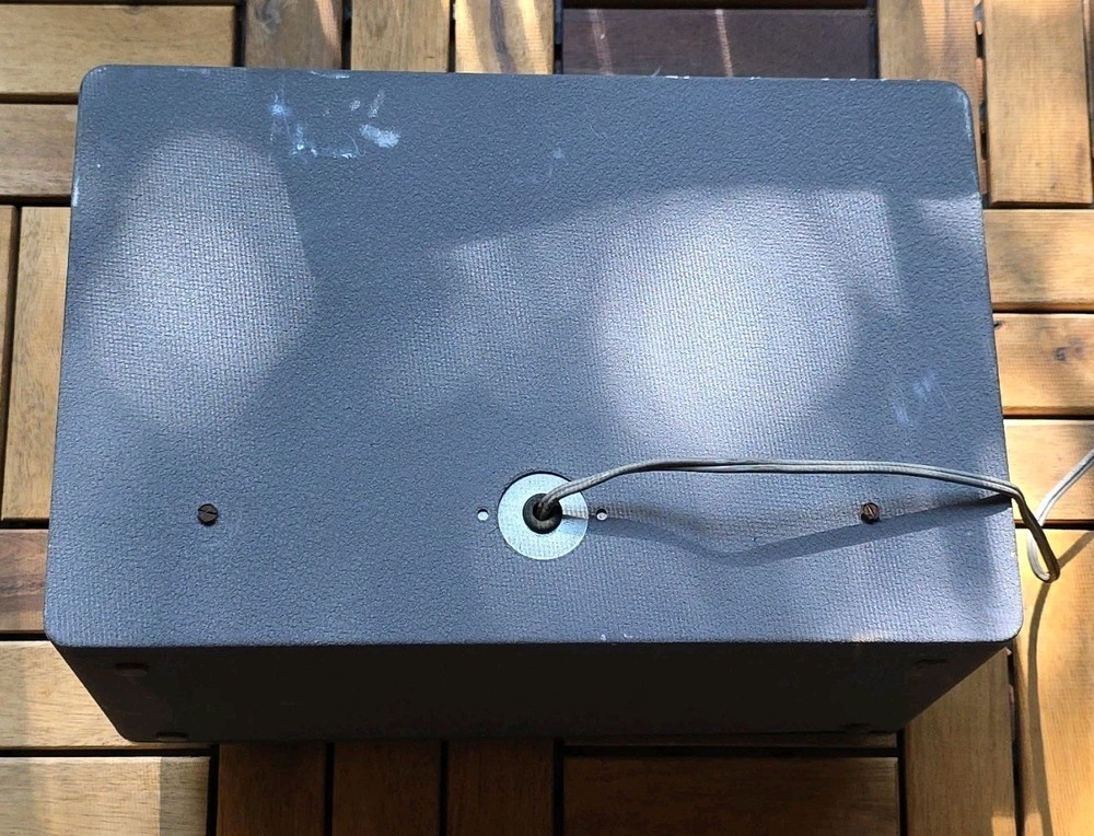 Genuine Heathkit AG-10 Sine - Square Wave Generator