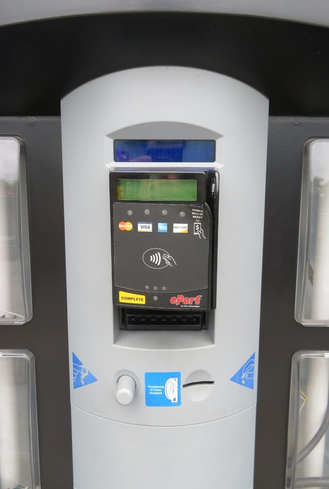 Card Reader Mask Mounting Kit for an Existing Validator – Curved Surface