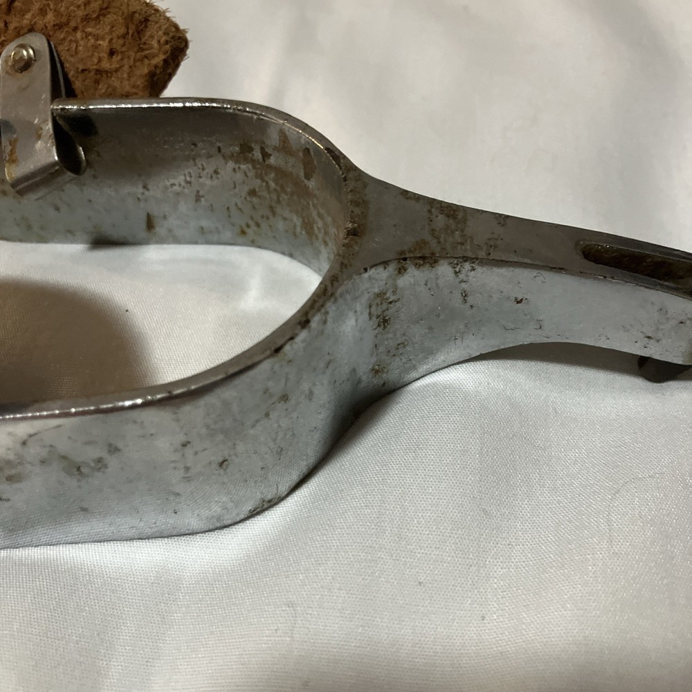 Boot Spur Chrome, Plain, Leather 5-Point Star Rowels . CR ? Preowned Fair