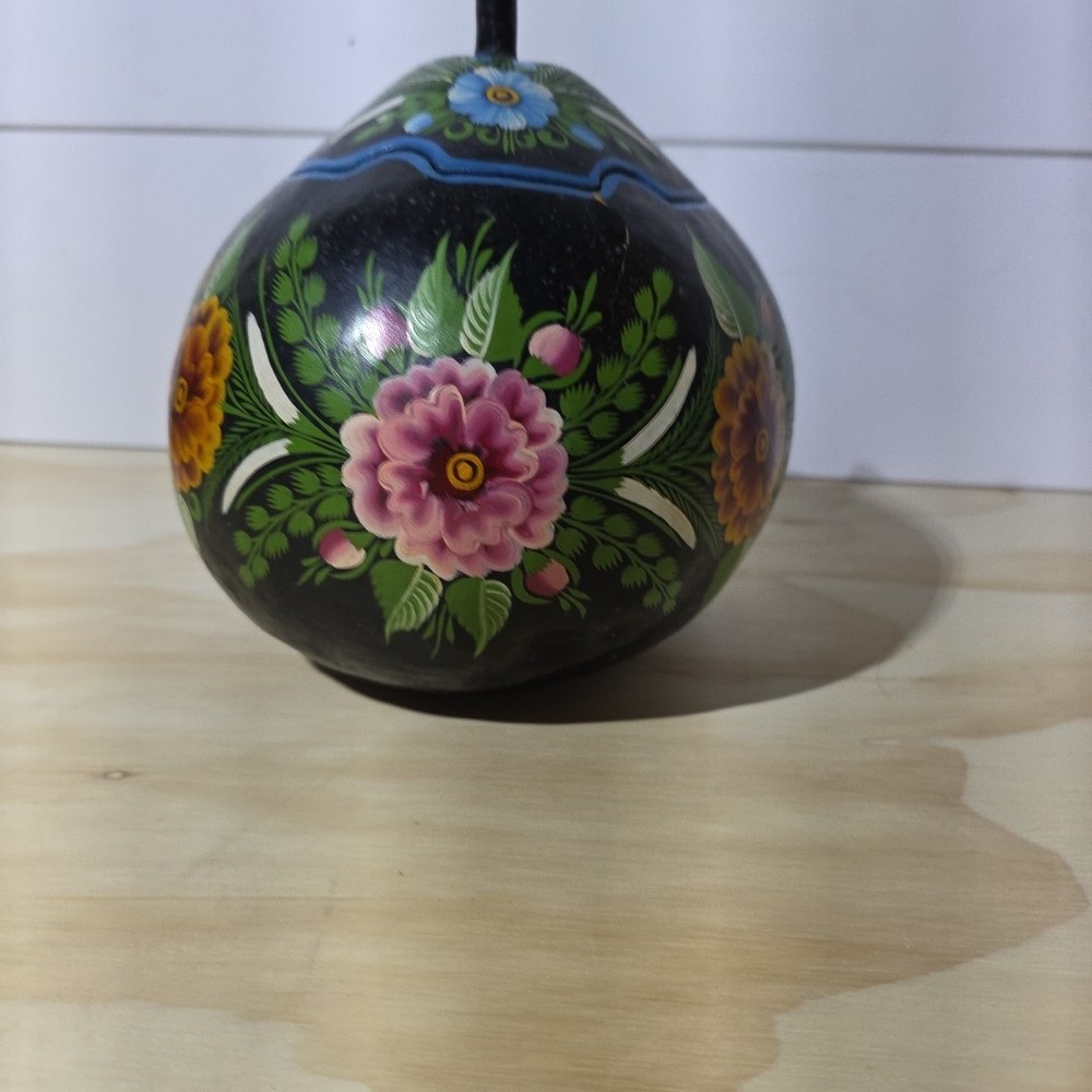 Gourd Hand Painted Floral Pattern Black with lid