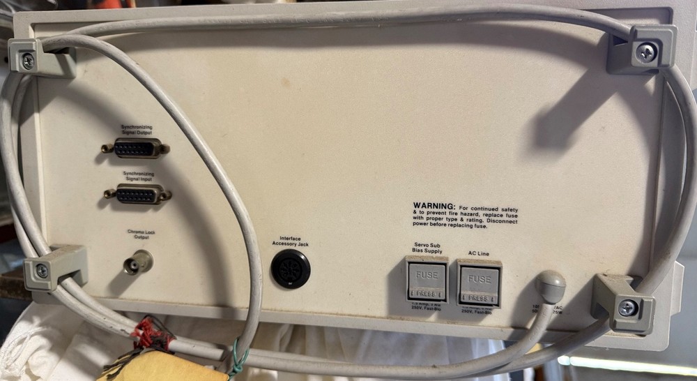 Sencore VC93 All Format VCR Analyzer 6076422M