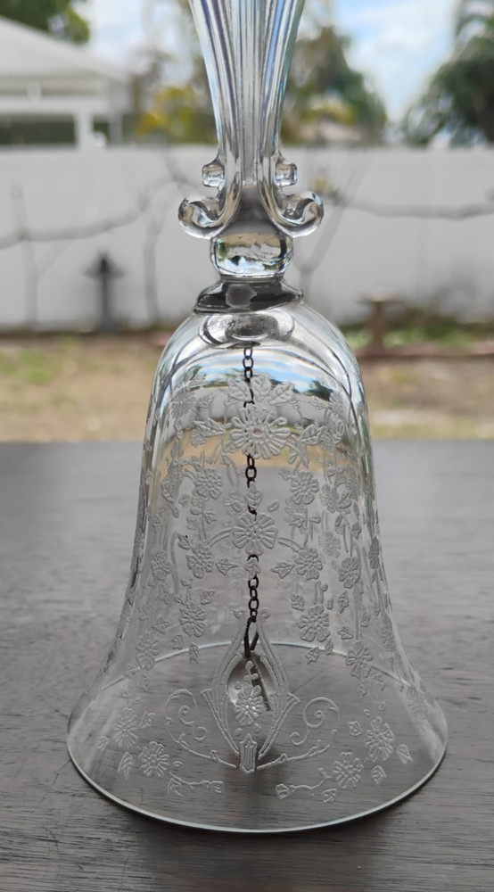 CAMBRIDGE DIANE ELEGANT ETCHED GLASS DINNER BELL