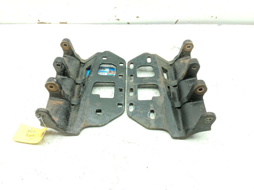 20 Arctic Cat Tracker Wildcat XX Door Hinge Inner Frame Mount Brackets