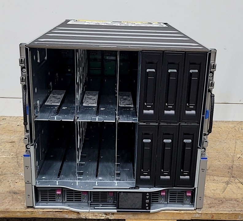 HP BladeSystem C7000 681844-B21 Blade Server Enclosure SEE NOTES