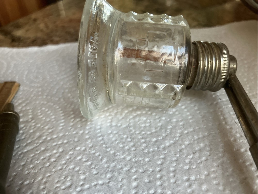 Vintage DeVilbiss Spray Glass Atomizer Powder Blower- Grey squeeze bulb