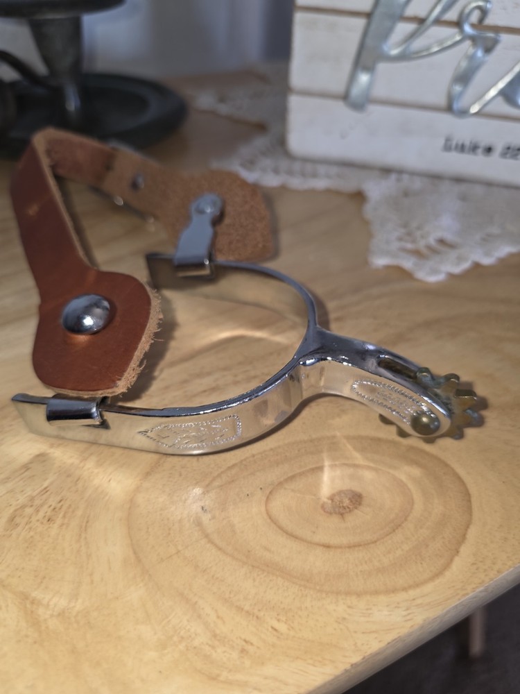 Weaver Youth Arrow Spurs