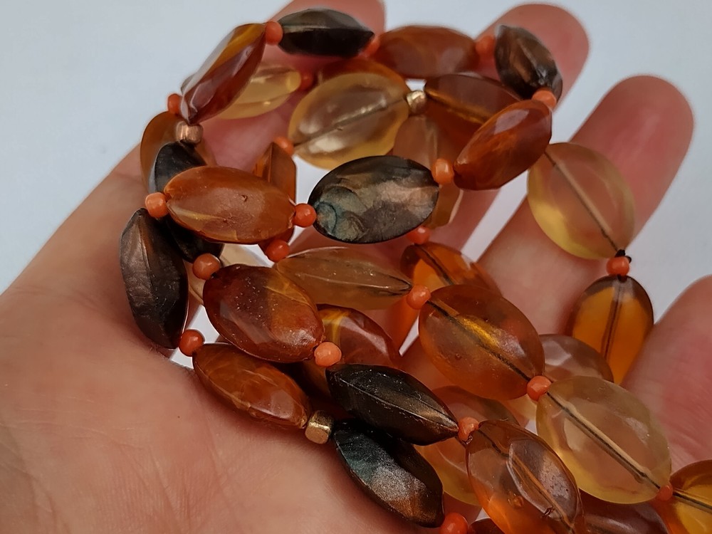 Vintage plastic necklace