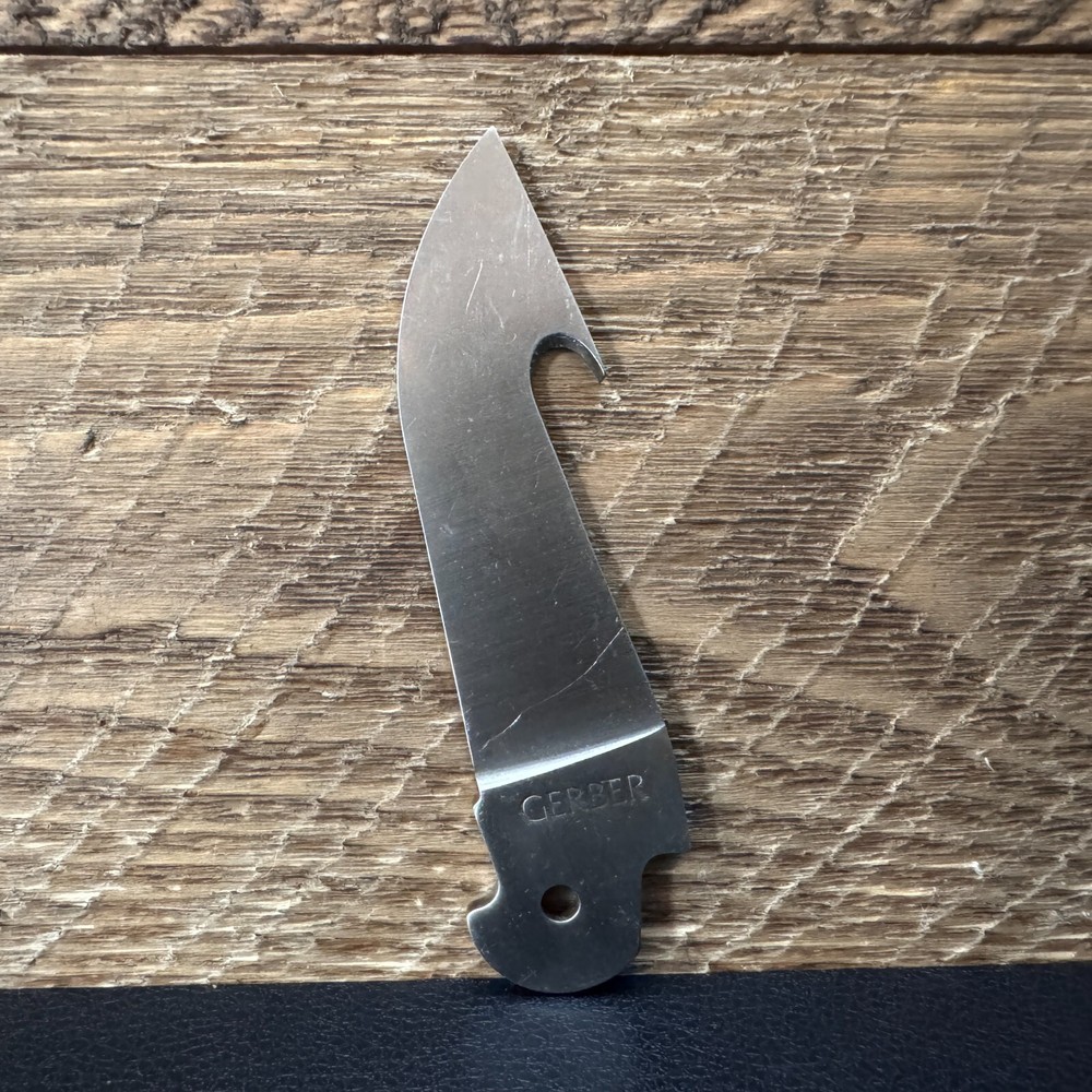 Gerber Folding Gut Hook Knife Blade Replacement, Stainless, Unsharpened - USA