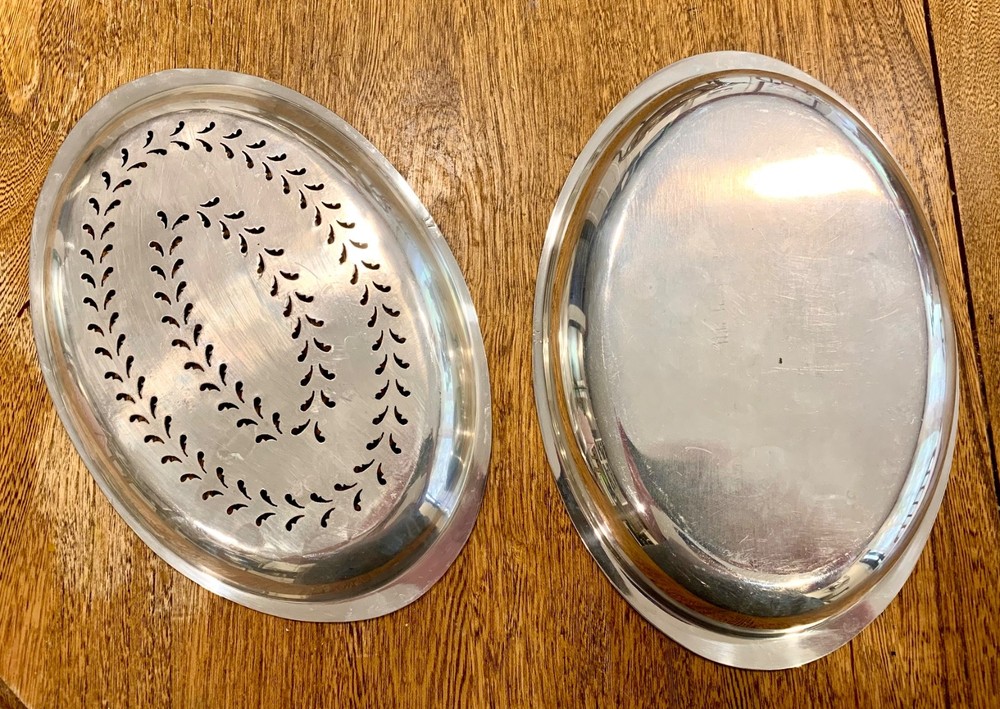 Goldsmiths & Silversmiths Silver-Plate Rotating Dome Server Regent Plate