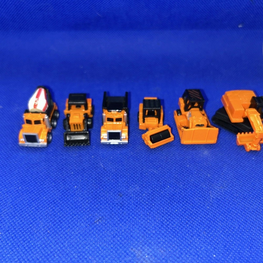 Micro Machines Construction Lot - Bulldozer Cement Tow Roller Excavator Loader