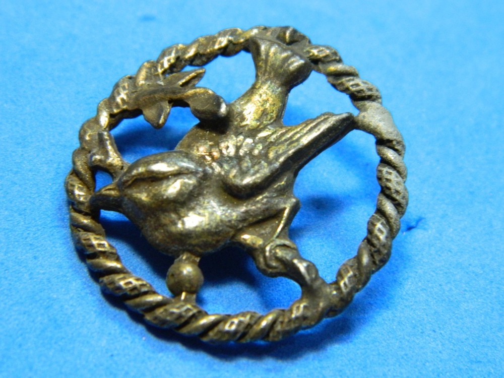Antique Button BIRD Brass BABY ROBIN Openwork Raised Relief