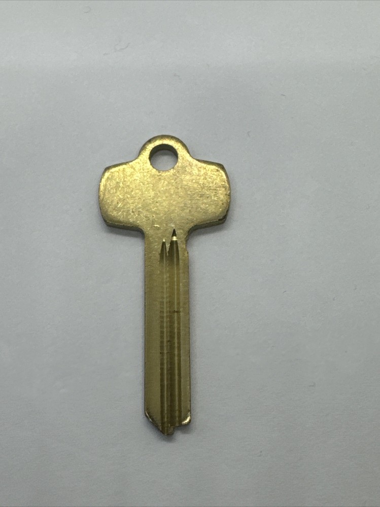 A1114L Key Blank - NOS