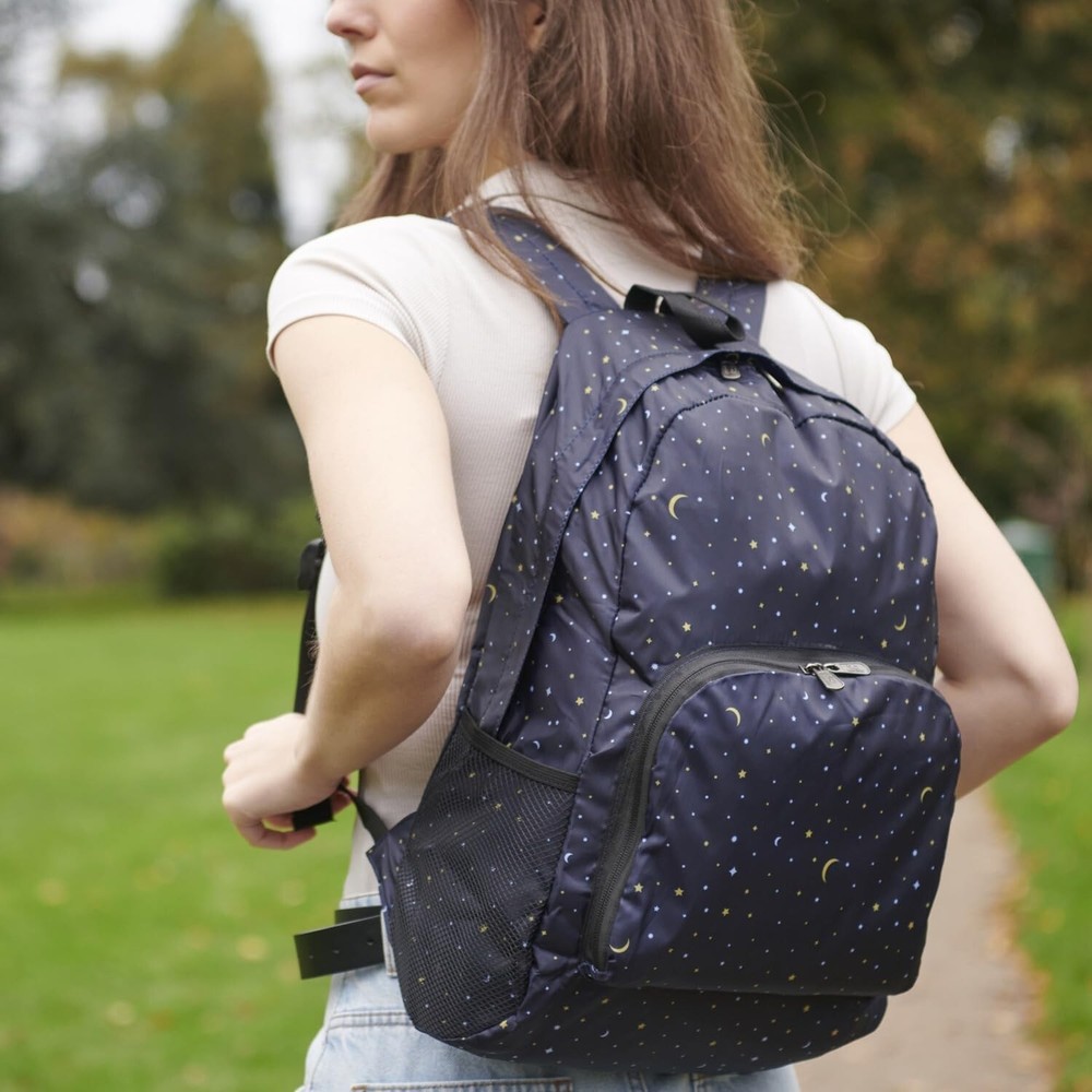 ECO CHIC Lightweight Packable Backpack - Foldable Daypack for Travel, Hiking ...