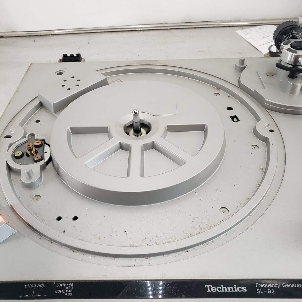 Technics SL-B2 Automatic Belt Drive Turntable System - Needs Cartridge/ Needle