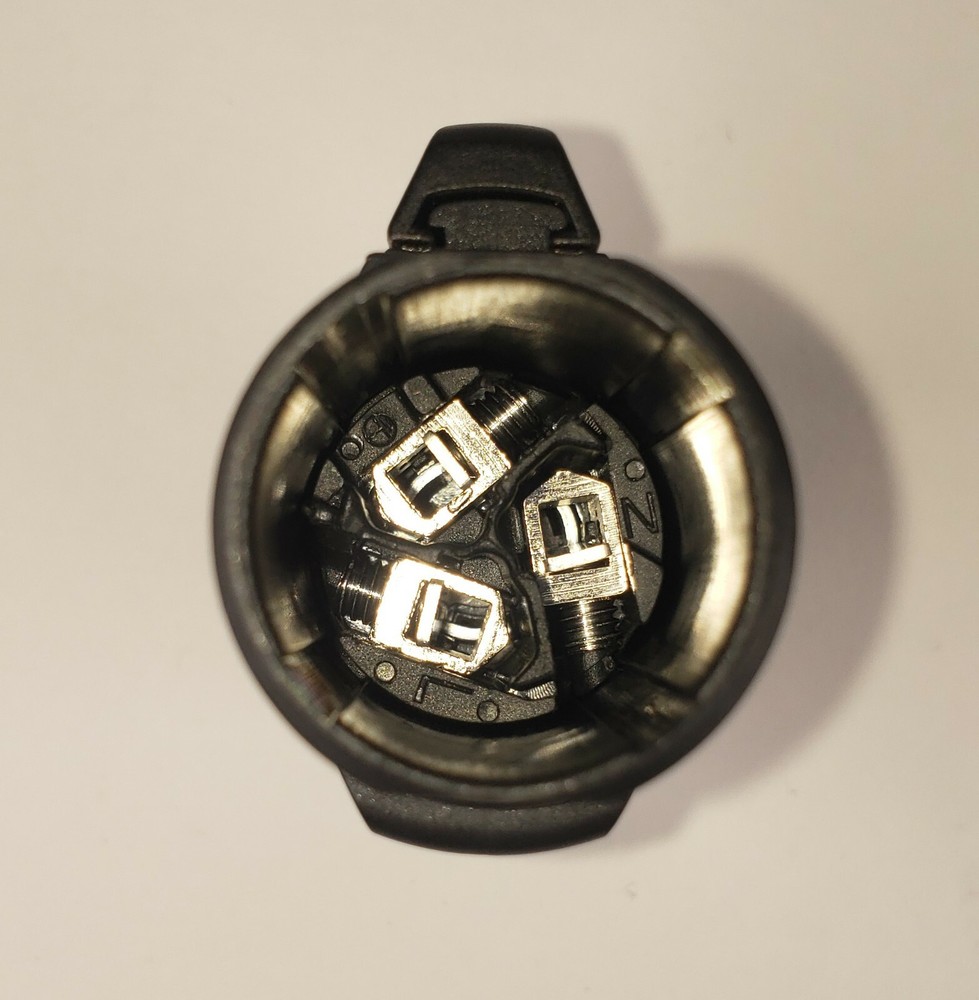 PowerCON True1 NAC3MX style connector