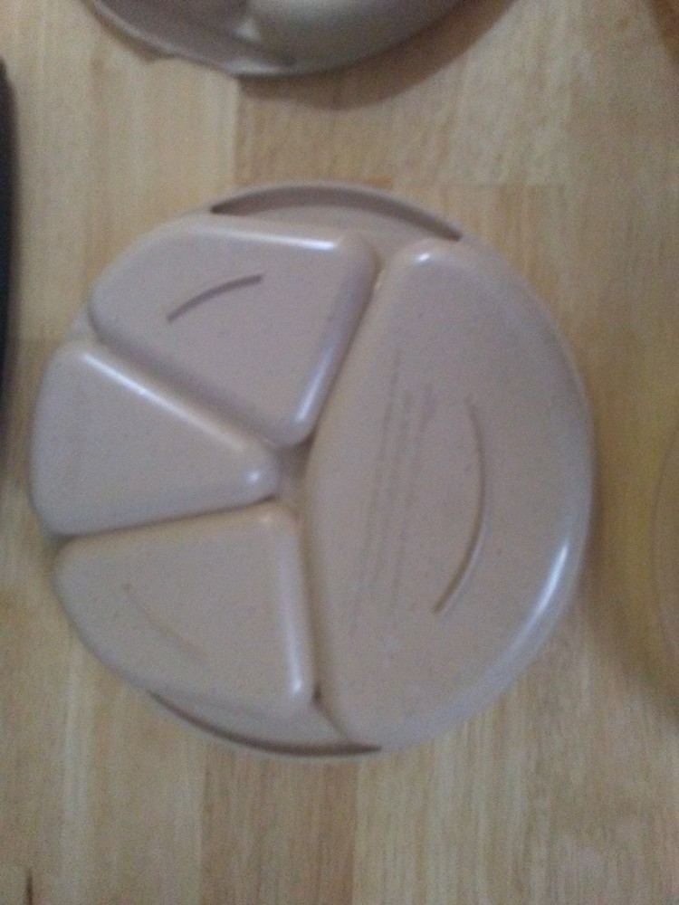 Littonware Microwave Divided Plates with Lids