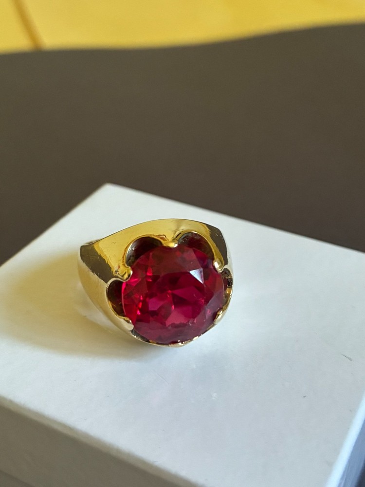 Men's 10K Gold Ring + Lab Created Ruby/Garnet Stone (Preowned)