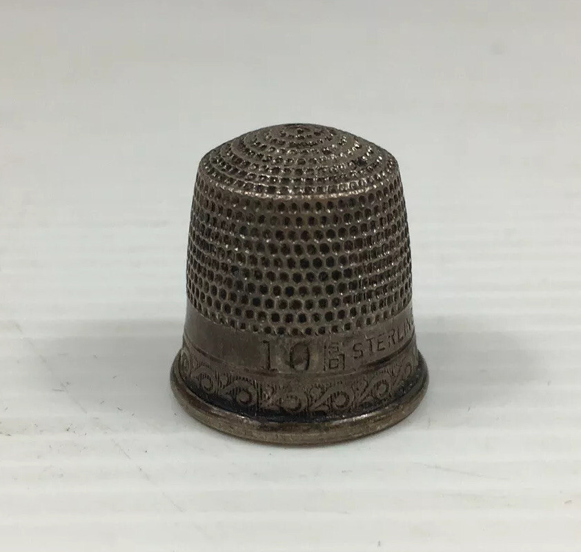 Vintage Sterling Silver Size 10 Stubby Thimble 2.2g