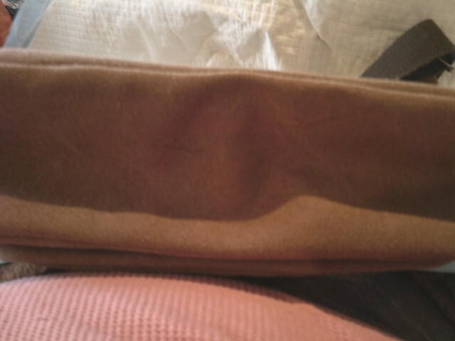 A Very Nice Ovakia Messenger bag ( please read )