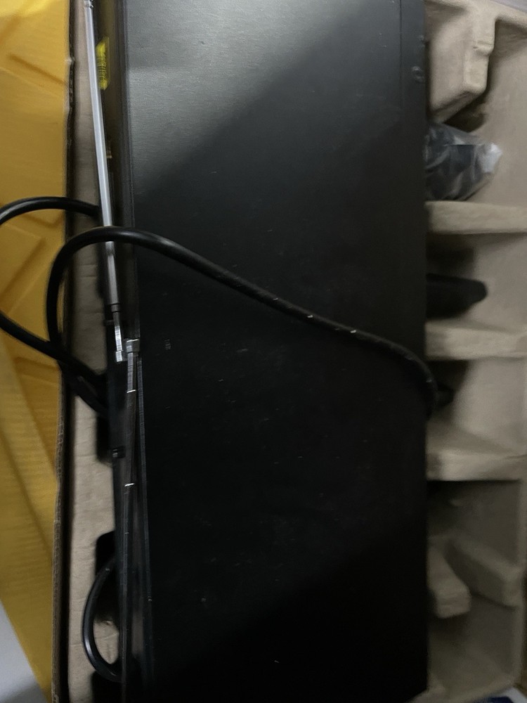 Gemsound 4 Channel Wireless Microphones