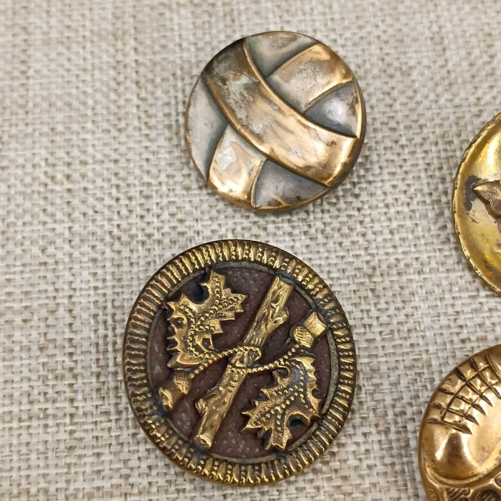 Antique Brass Button Lot 5pc Figural Grape Mirror Back Openwork Art Nouveau