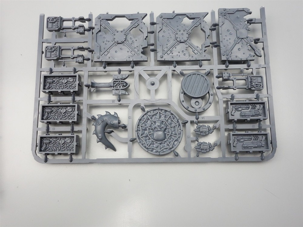 Warhammer 40K: Zone Mortalits Barricades Sprue