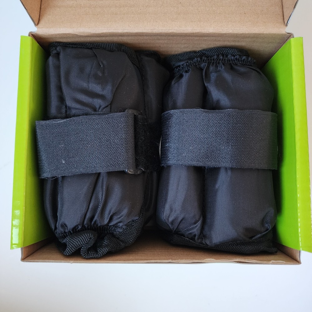 Golds Gym 5 LBS Pair Adjustable Ankle / Wrist Weights Hook and Loop Strap New